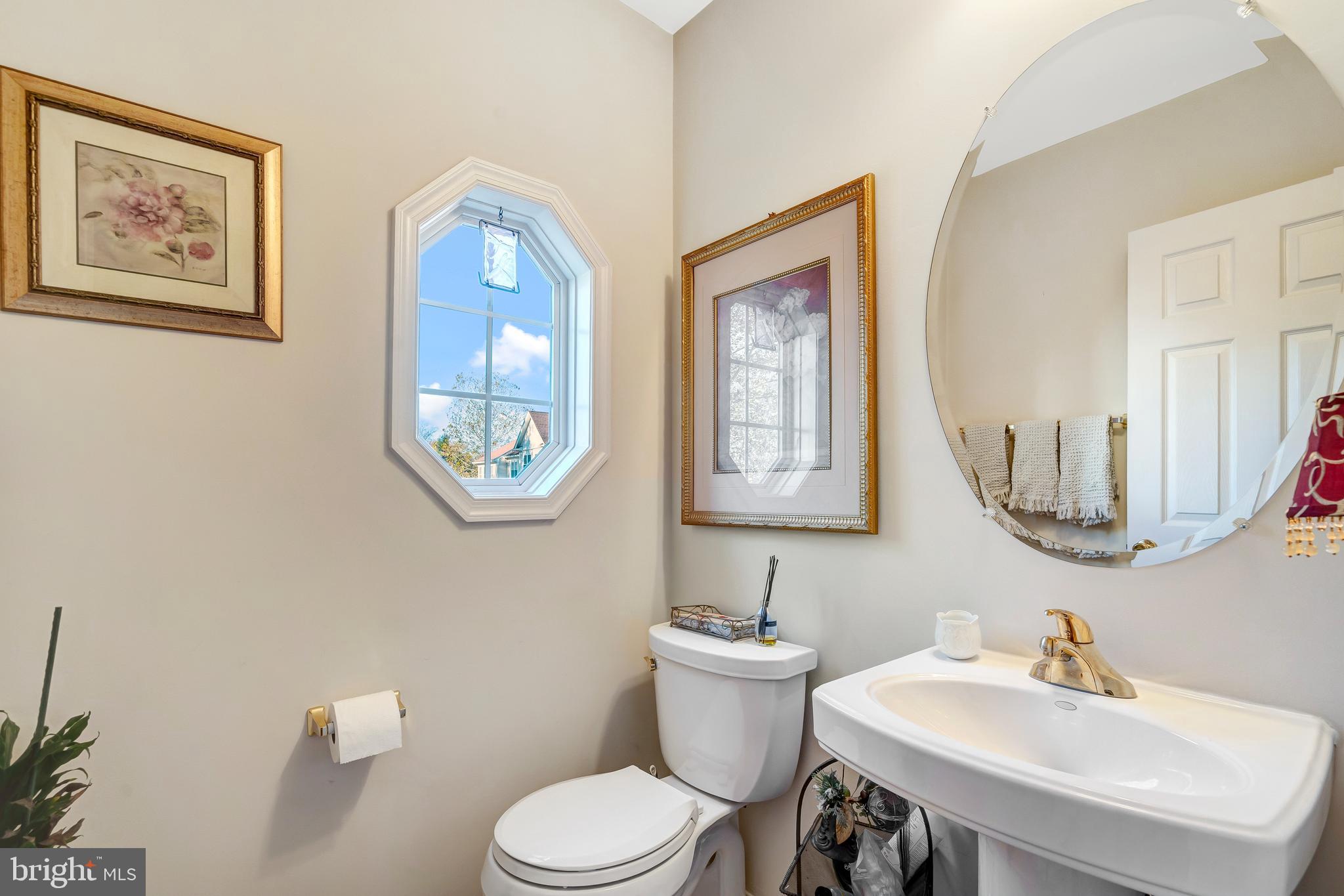 11022 HEMINGWAY COURT