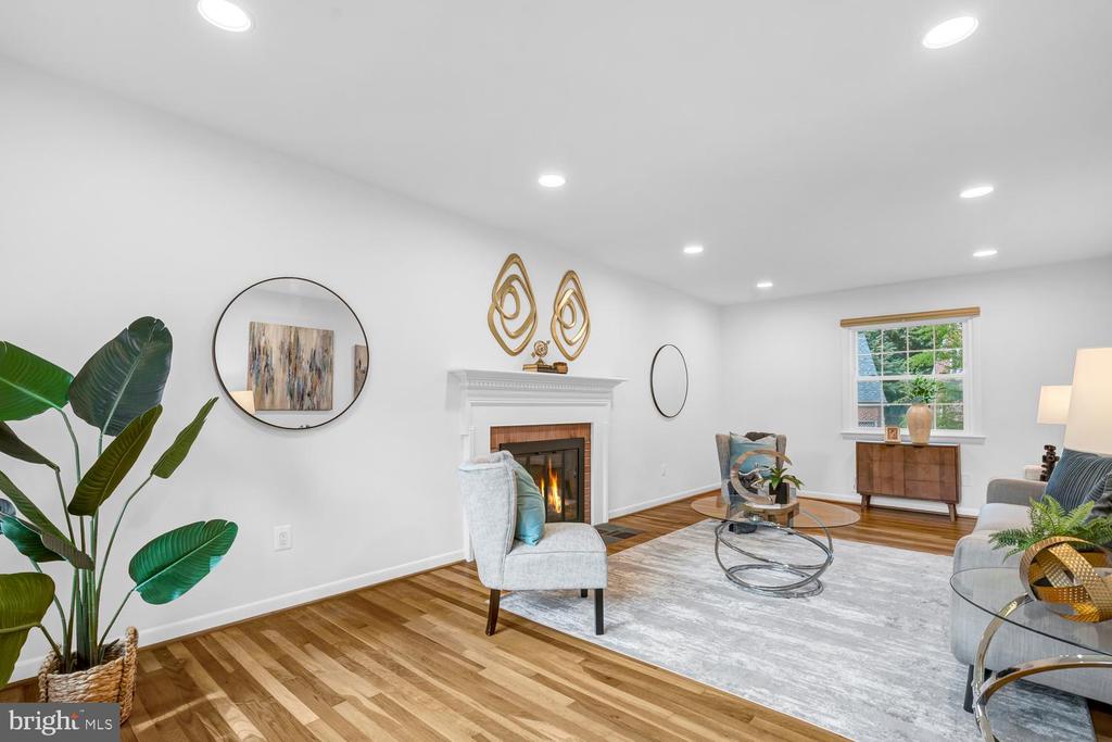 4 BURKET COURT