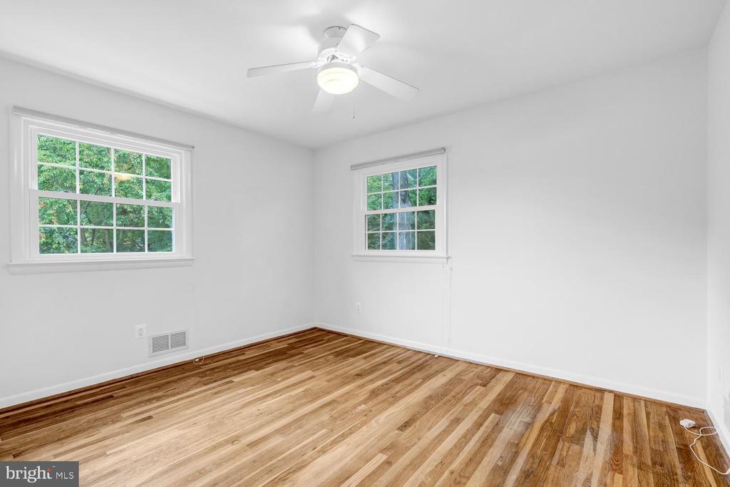 4 BURKET COURT