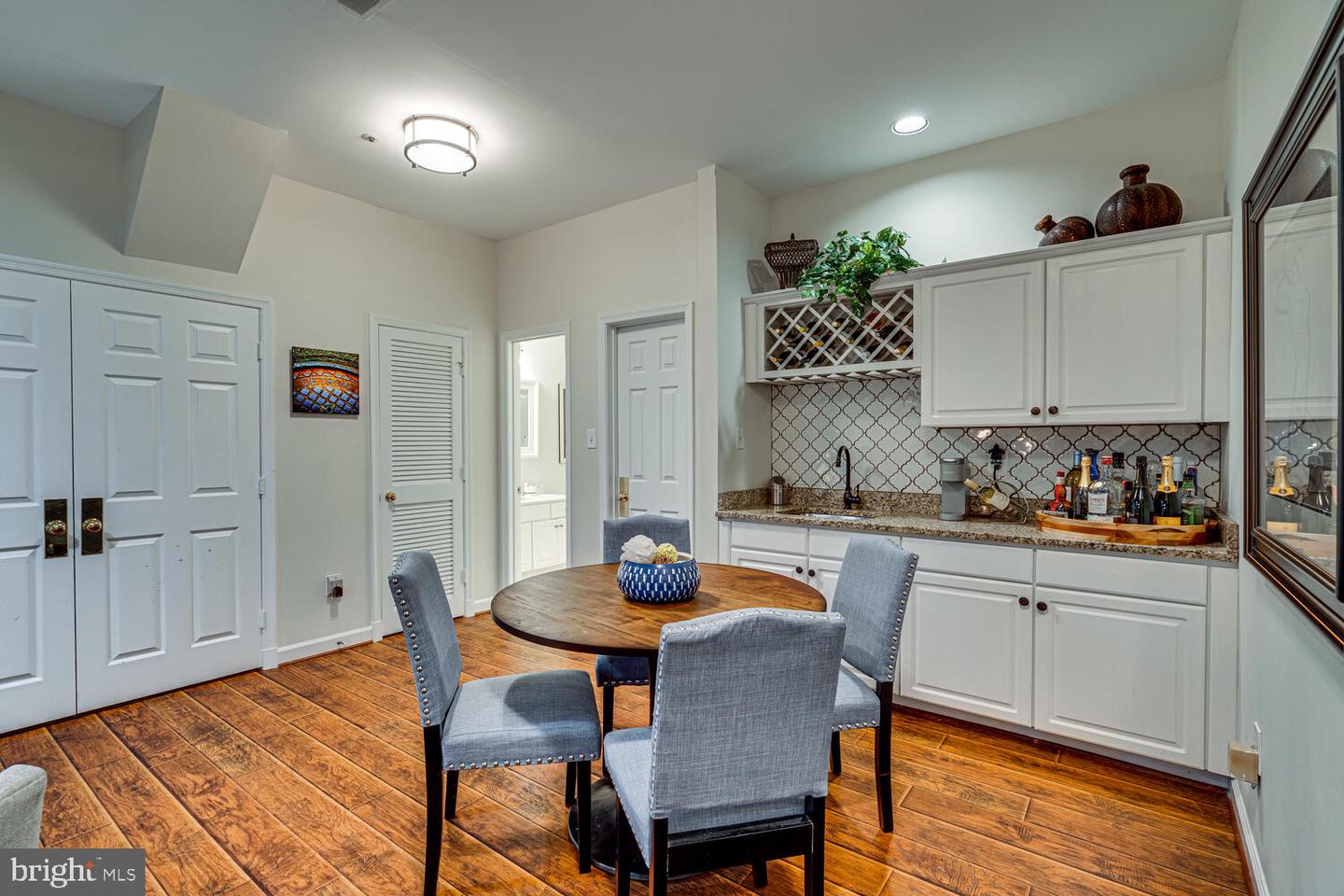 11701 Bishops Content ROAD