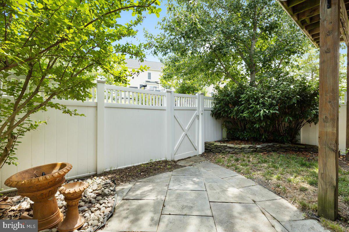 11027 Buggy PATH