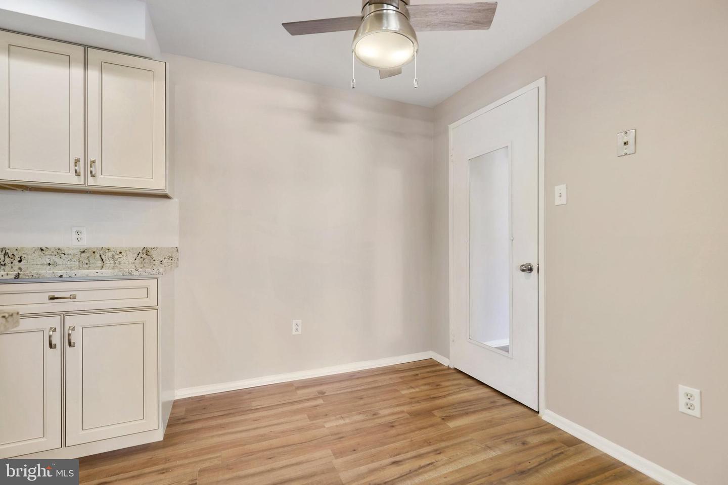 10230 Prince PLACE Unit: 15-208