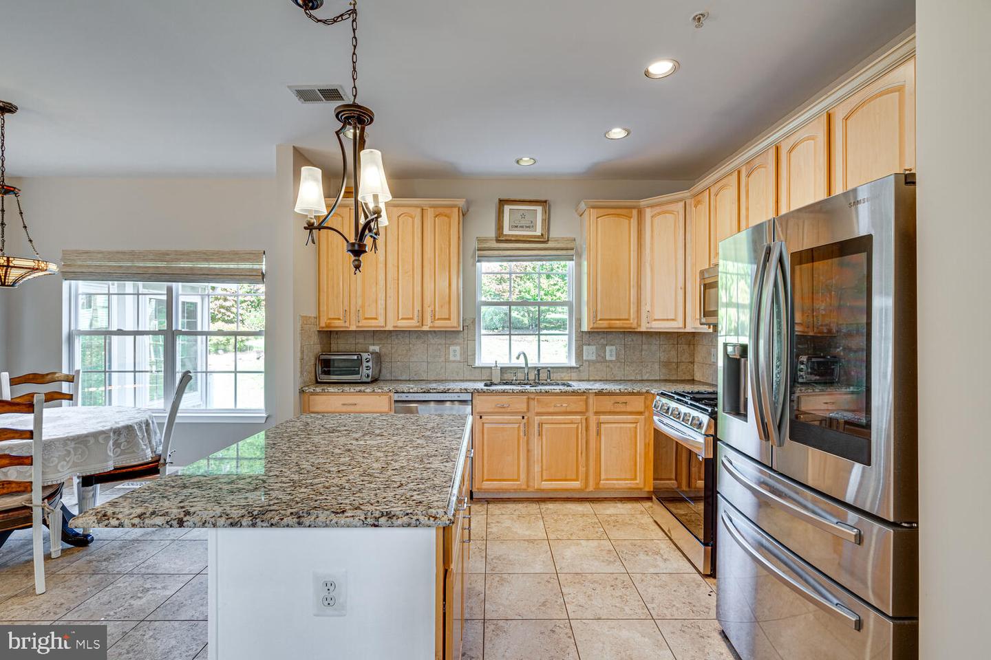 10031 Edgewater TERRACE