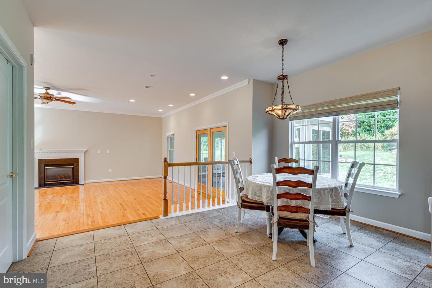 10031 Edgewater TERRACE