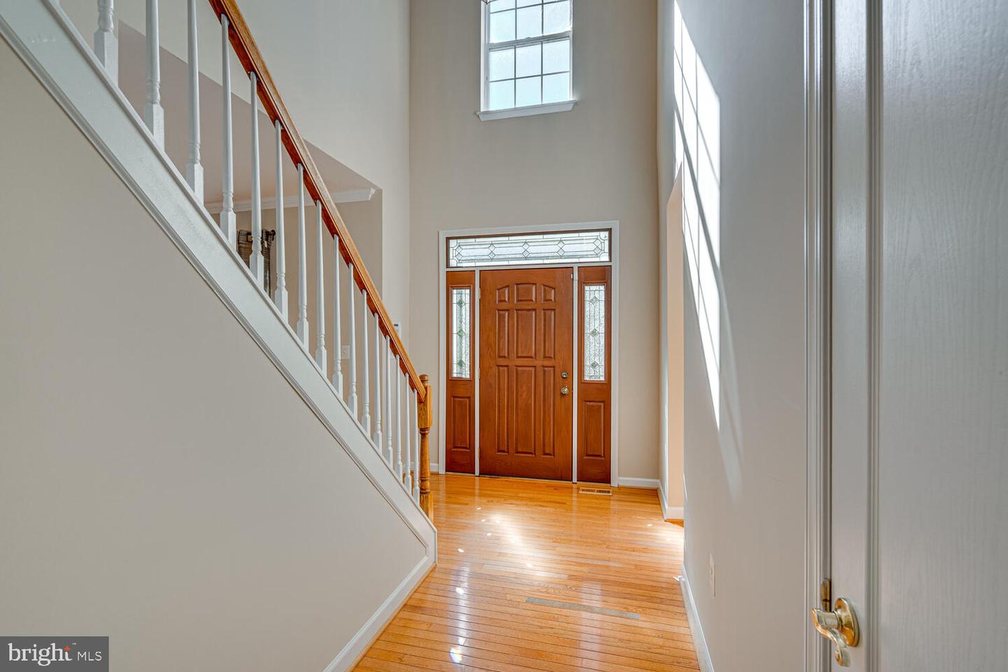 10031 Edgewater TERRACE