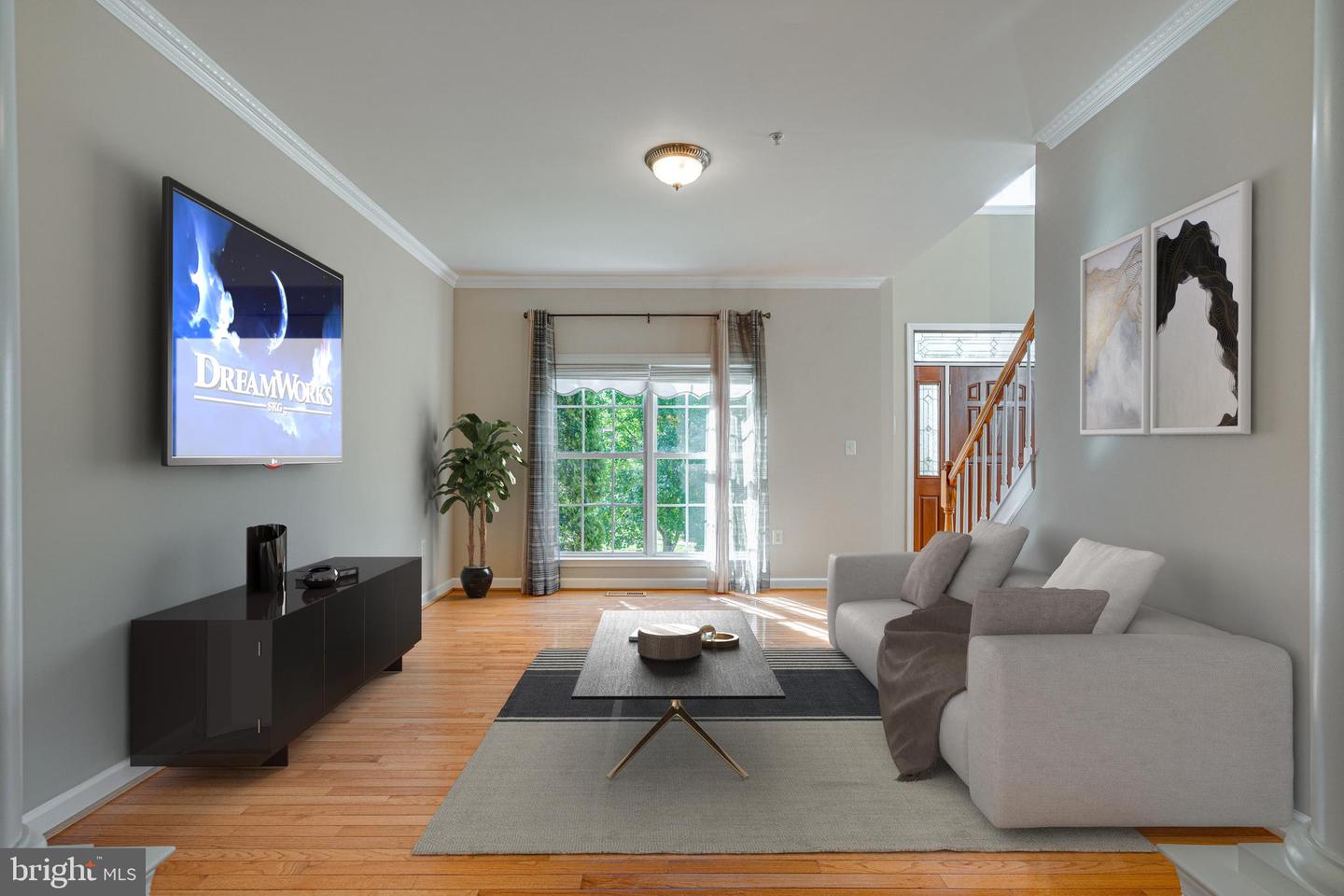 10031 Edgewater TERRACE