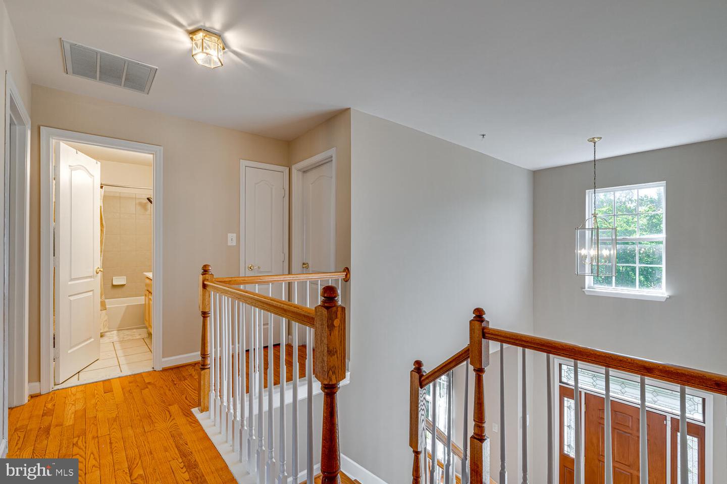 10031 Edgewater TERRACE