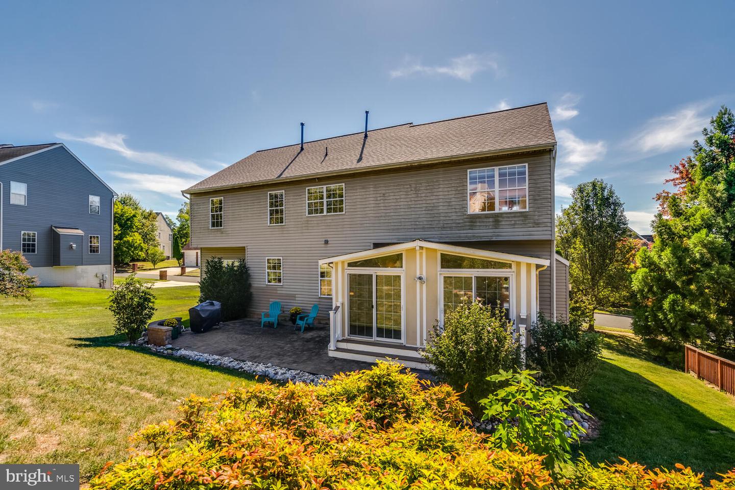 10031 Edgewater TERRACE