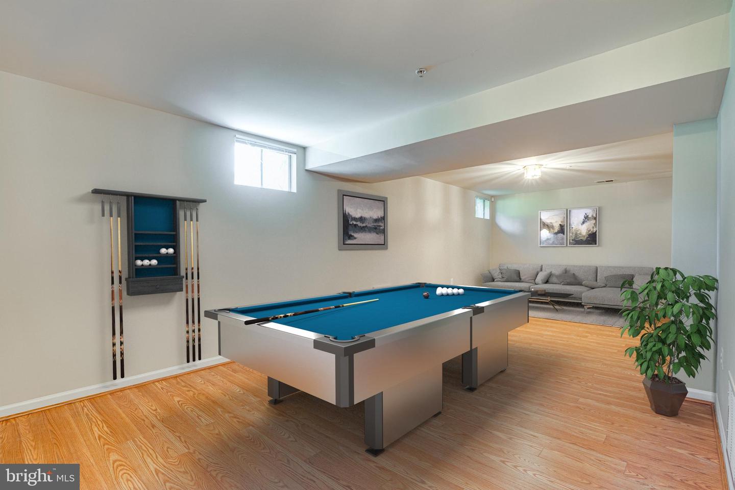 10031 Edgewater TERRACE
