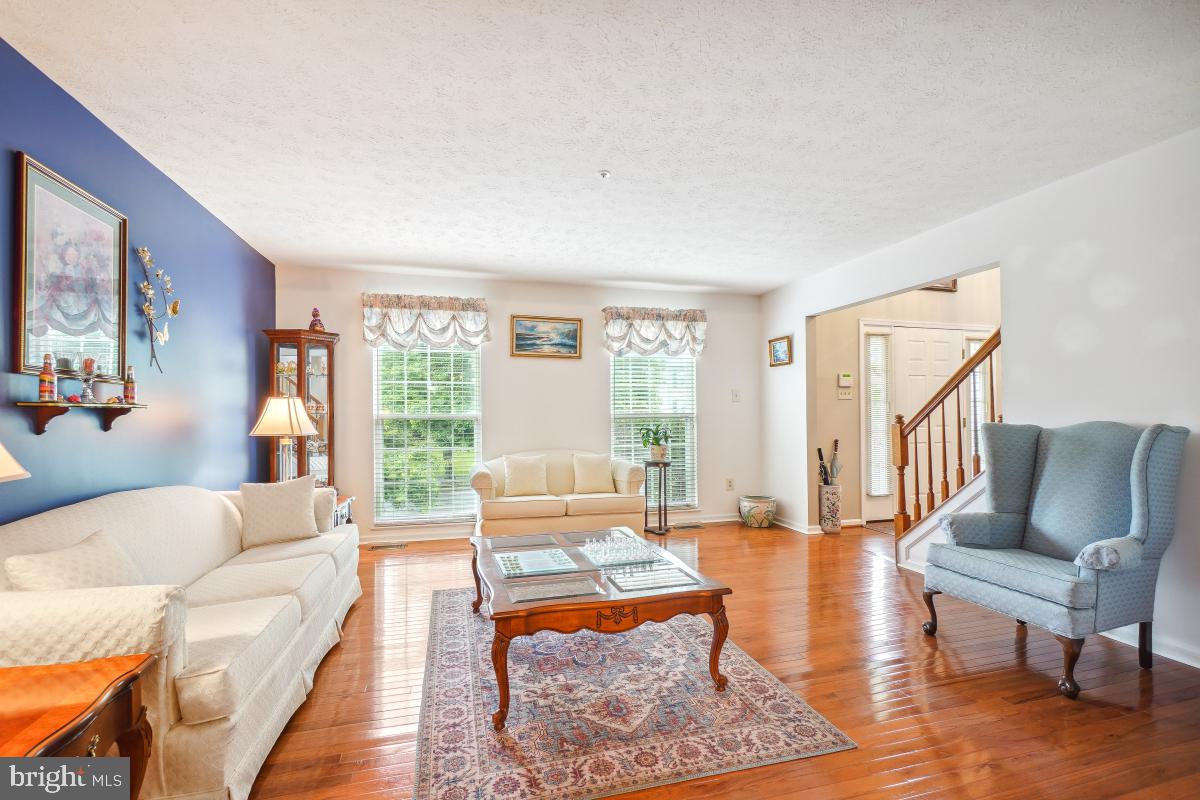 1016 Mandarin Dr