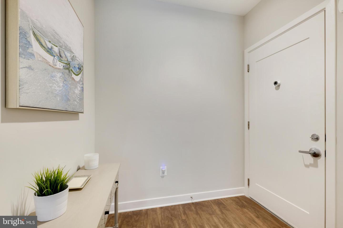 989 S Buchanan STREET Unit: 213