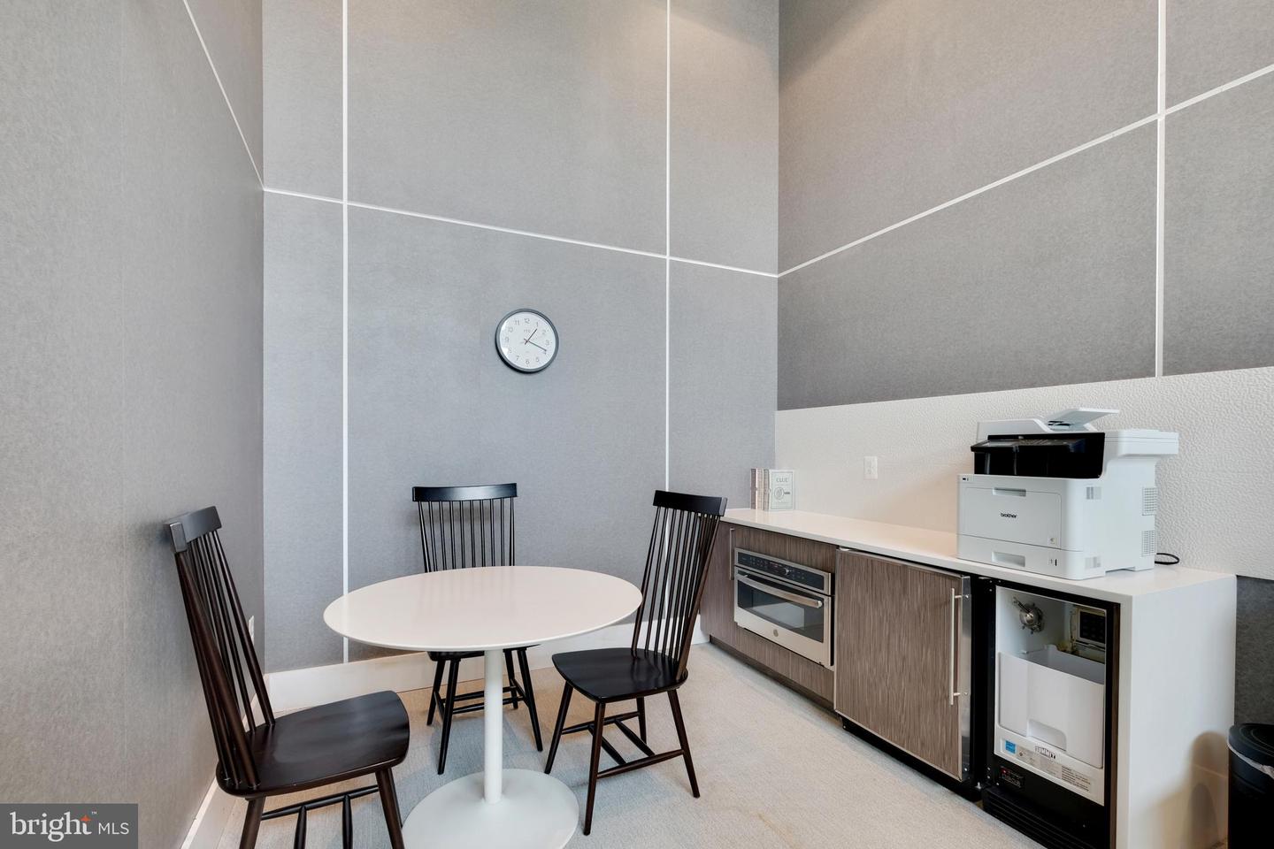 989 S Buchanan STREET Unit: 213