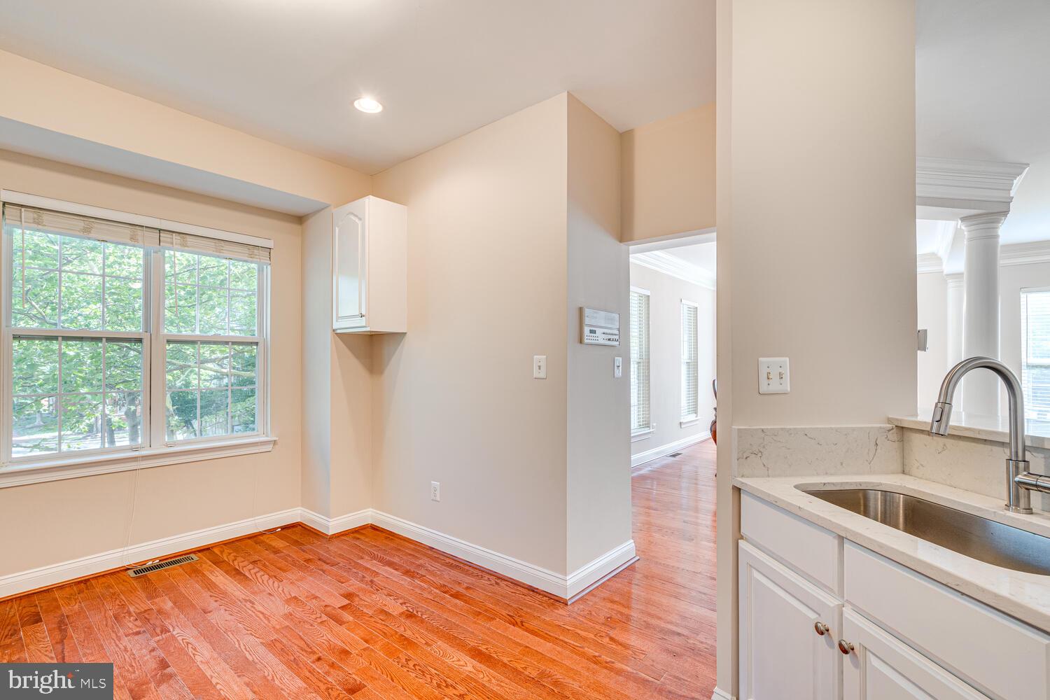 5075 MINDA COURT