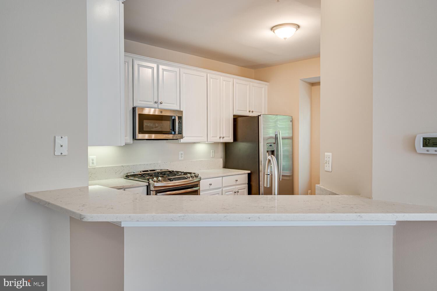 5075 MINDA COURT