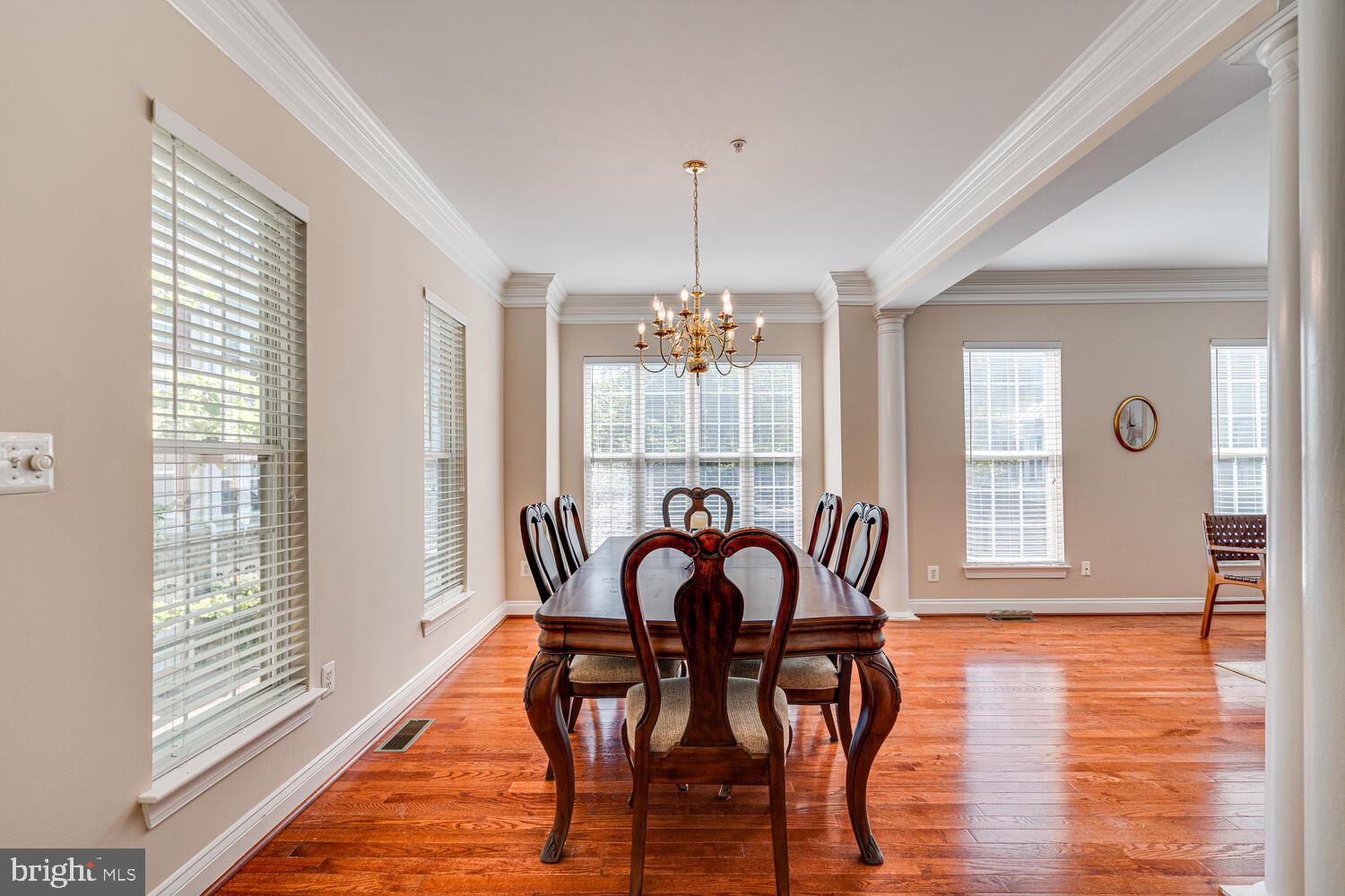 5075 MINDA COURT