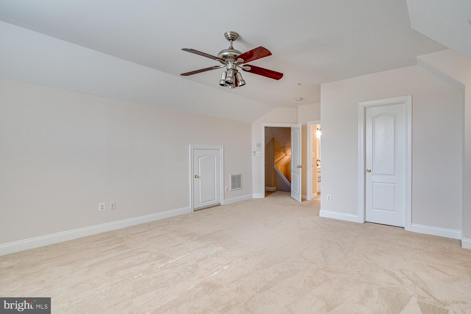 5075 MINDA COURT