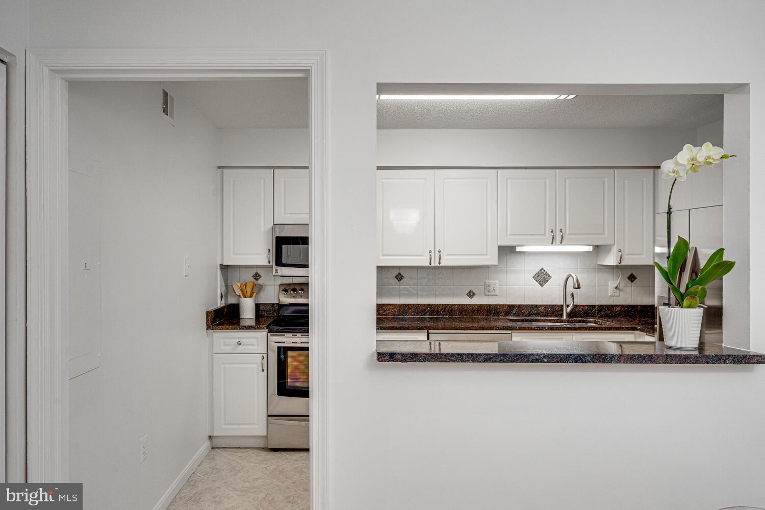 2121 JAMIESON AVENUE 1207