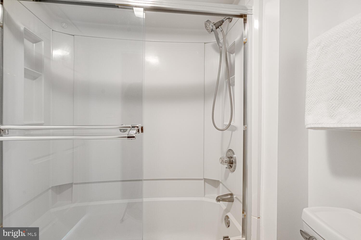 2121 JAMIESON AVENUE 1207