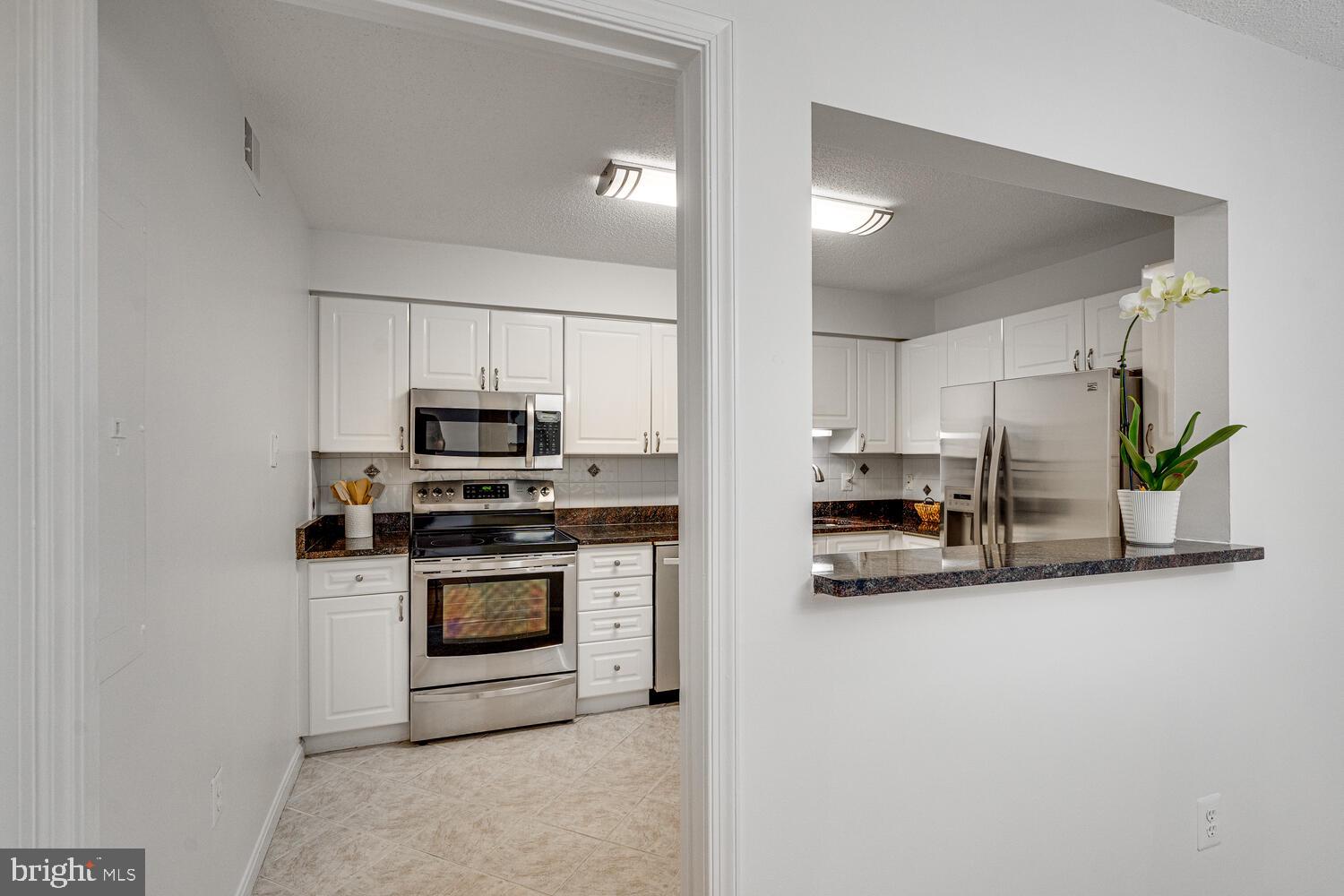 2121 JAMIESON AVENUE 1207