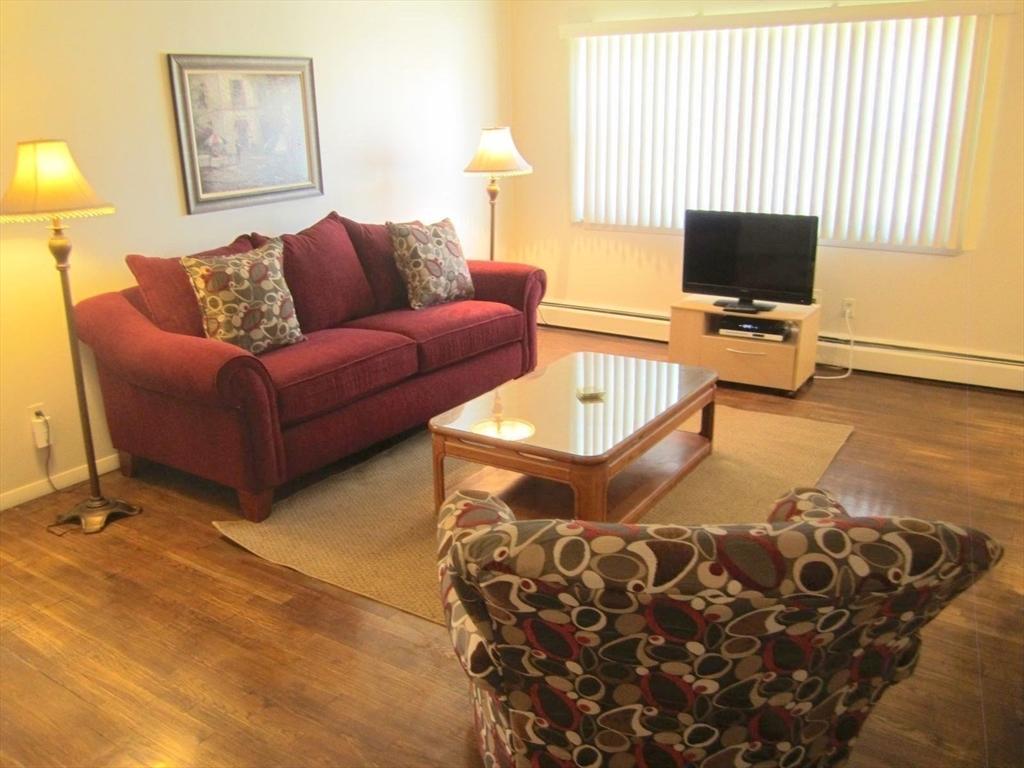 145 Regency Park Dr # 145