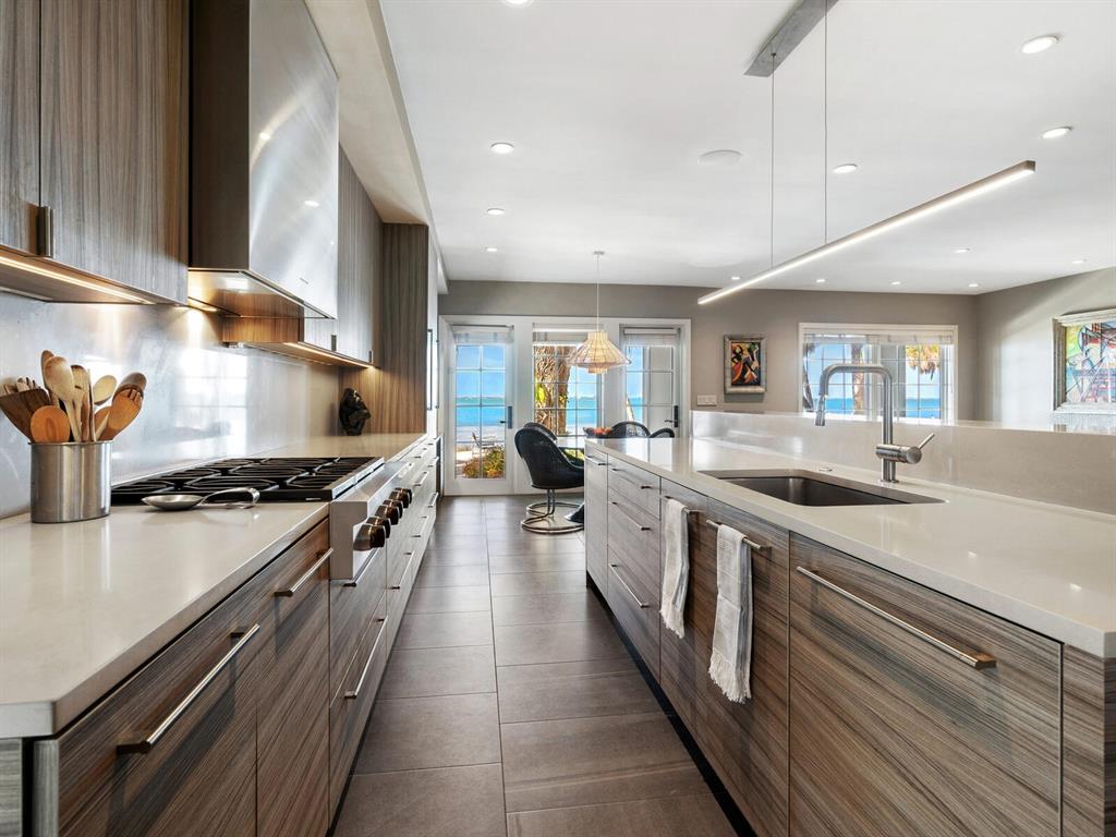 Indian Beach/Sapphire Shores Estate
