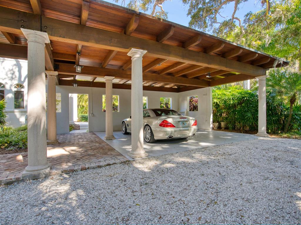 Indian Beach/Sapphire Shores Estate