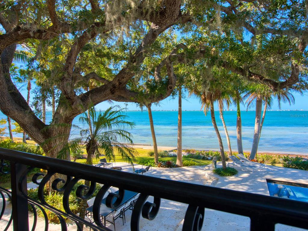 Indian Beach/Sapphire Shores Estate