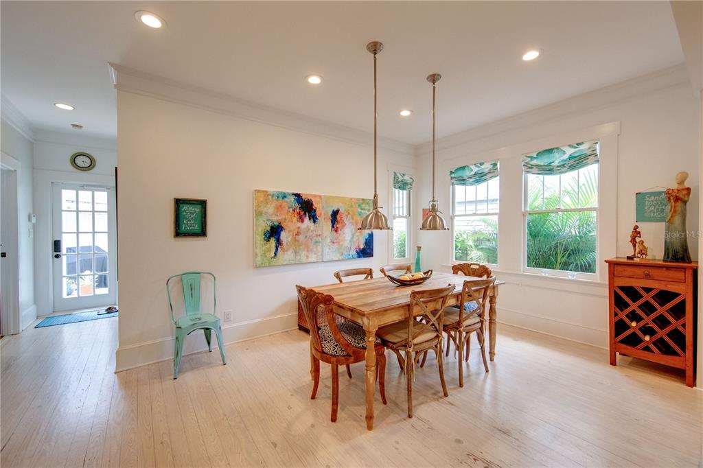 1122 POMELO AVENUE