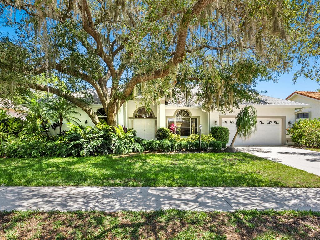 8325 SHADOW PINE WAY