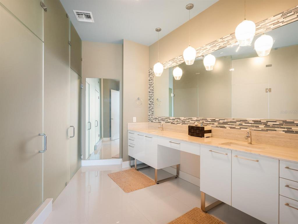1155 N GULFSTREAM AVENUE Unit: 206