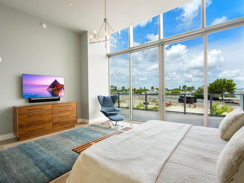 1155 N GULFSTREAM AVENUE Unit: 206