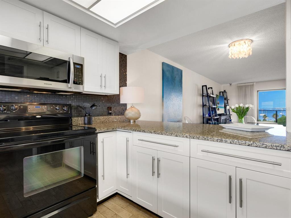 755 S PALM AVENUE Unit: 604