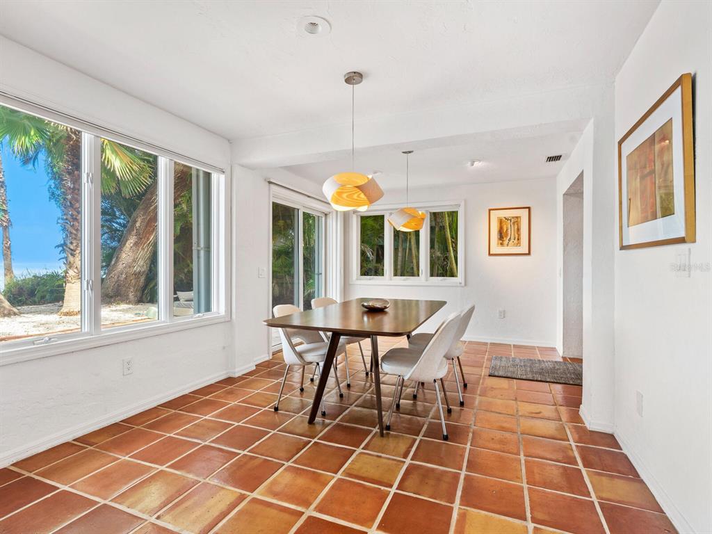 3127 BAY SHORE ROAD