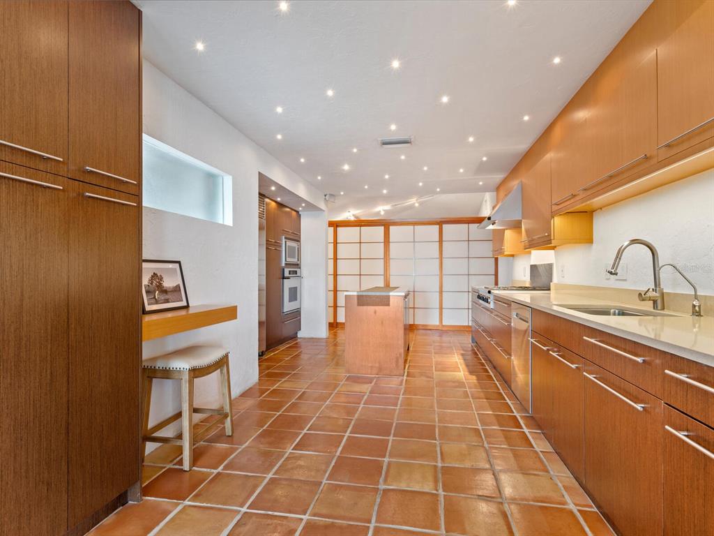 3127 BAY SHORE ROAD