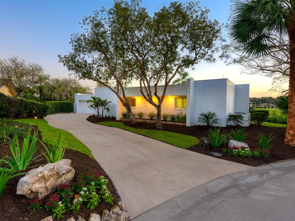 4720 HARVEST BEND