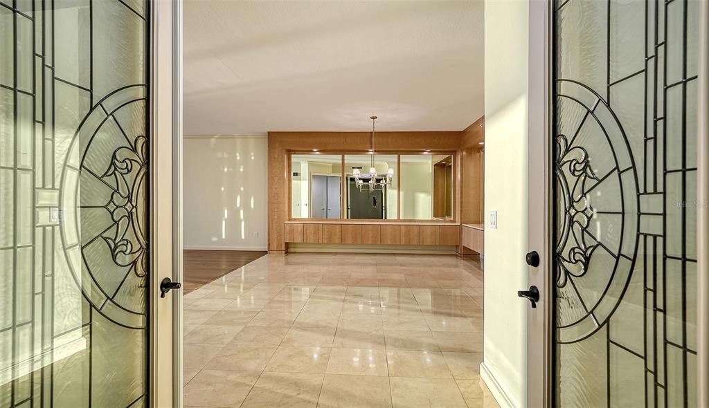 415 L AMBIANCE DRIVE Unit: C504