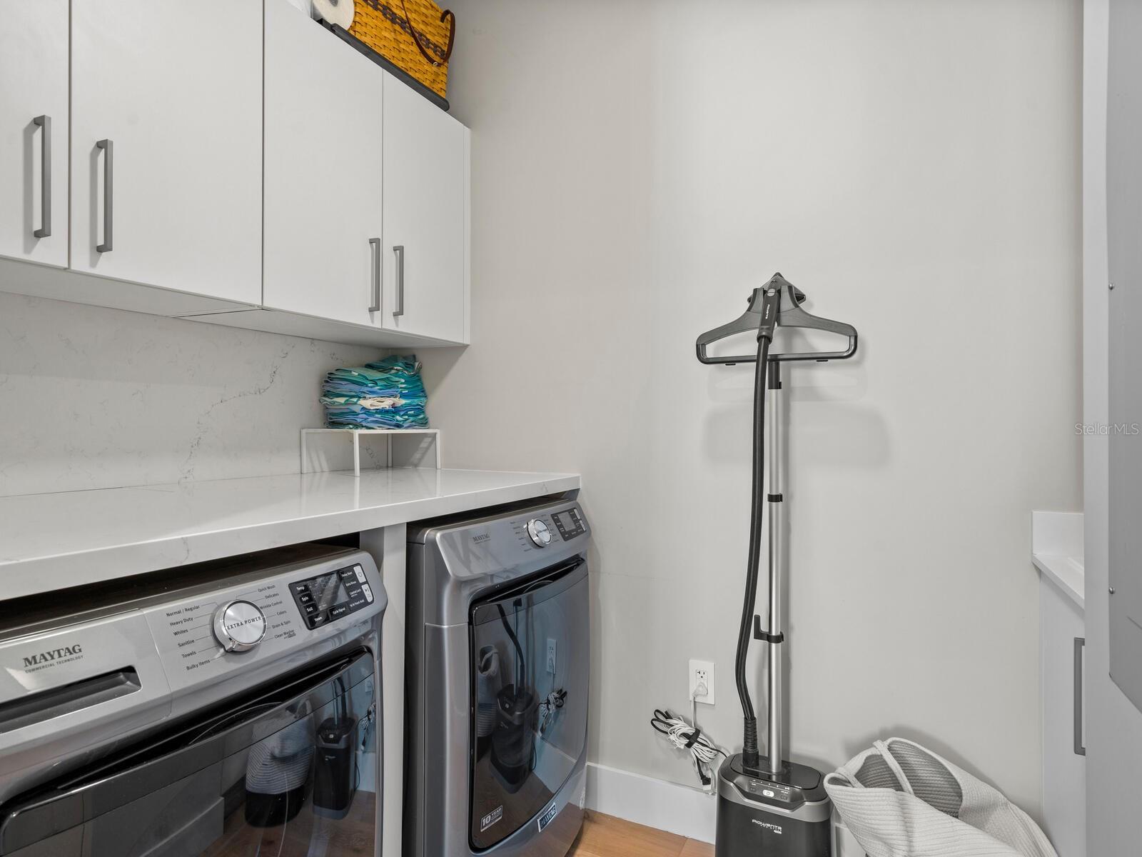 111 S PINEAPPLE AVENUE Unit: 901