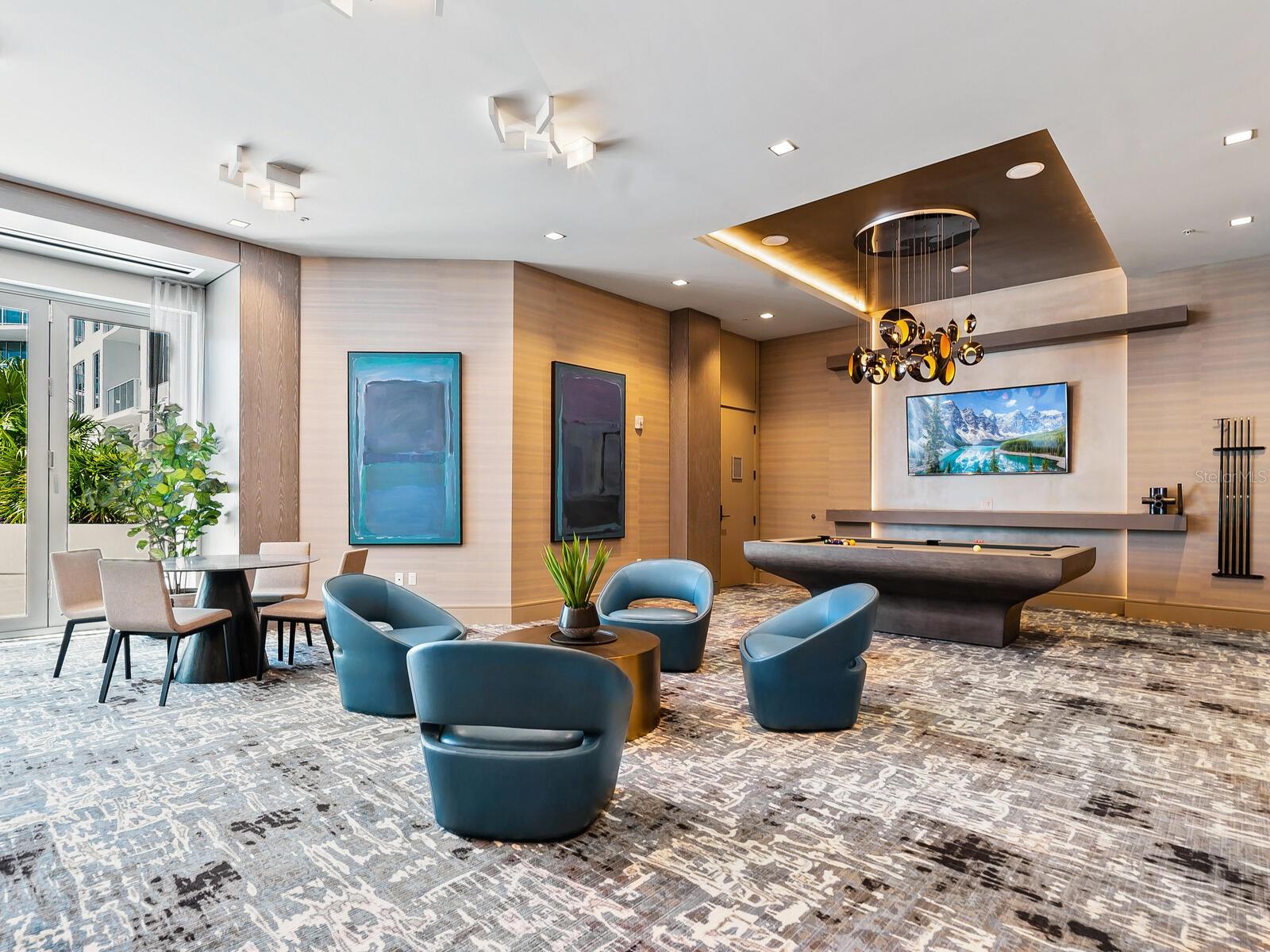 111 S PINEAPPLE AVENUE Unit: 901