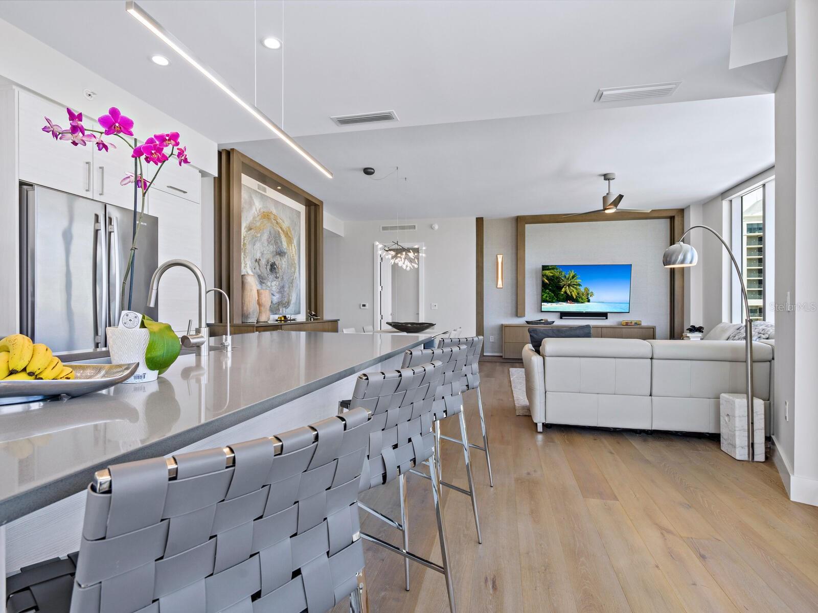 111 S PINEAPPLE AVENUE Unit: 901