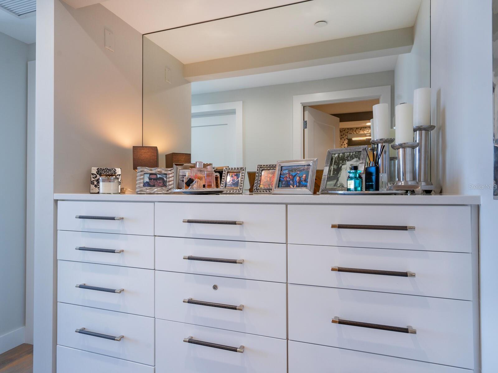 111 S PINEAPPLE AVENUE Unit: 901