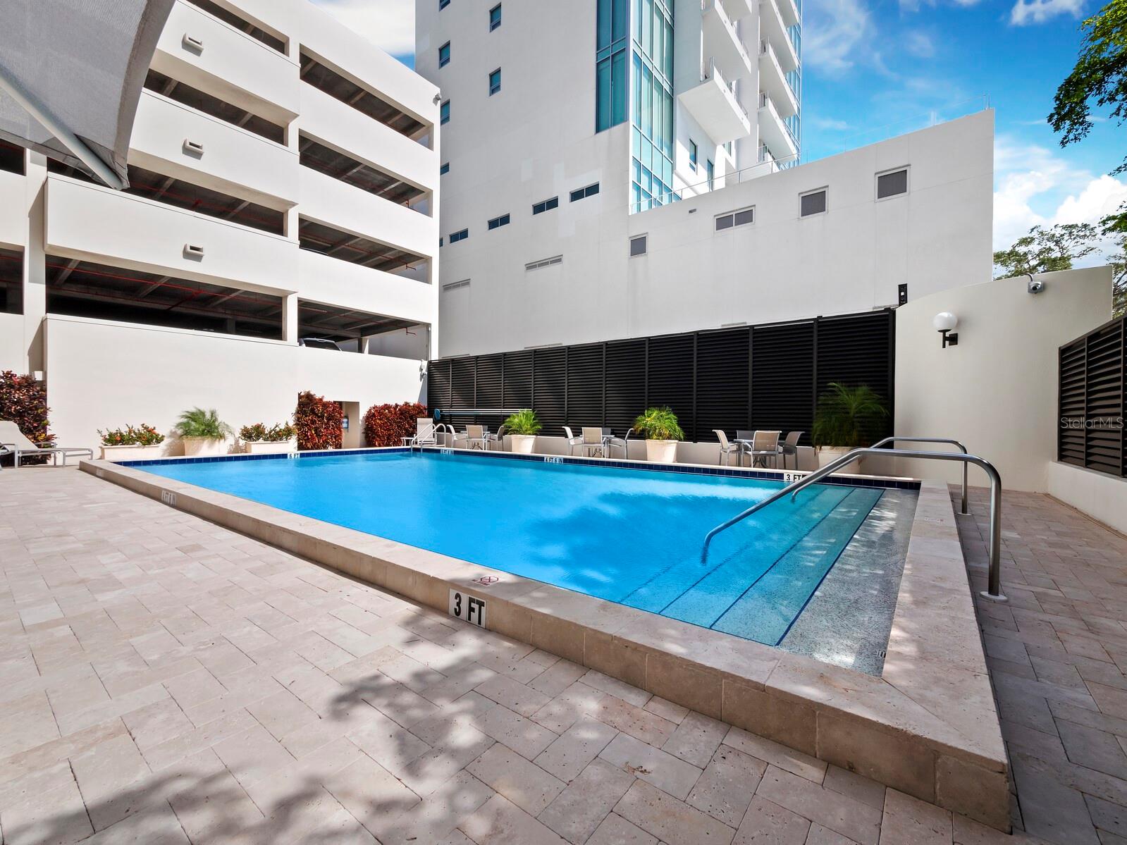 1255 N GULFSTREAM AVENUE Unit: 905
