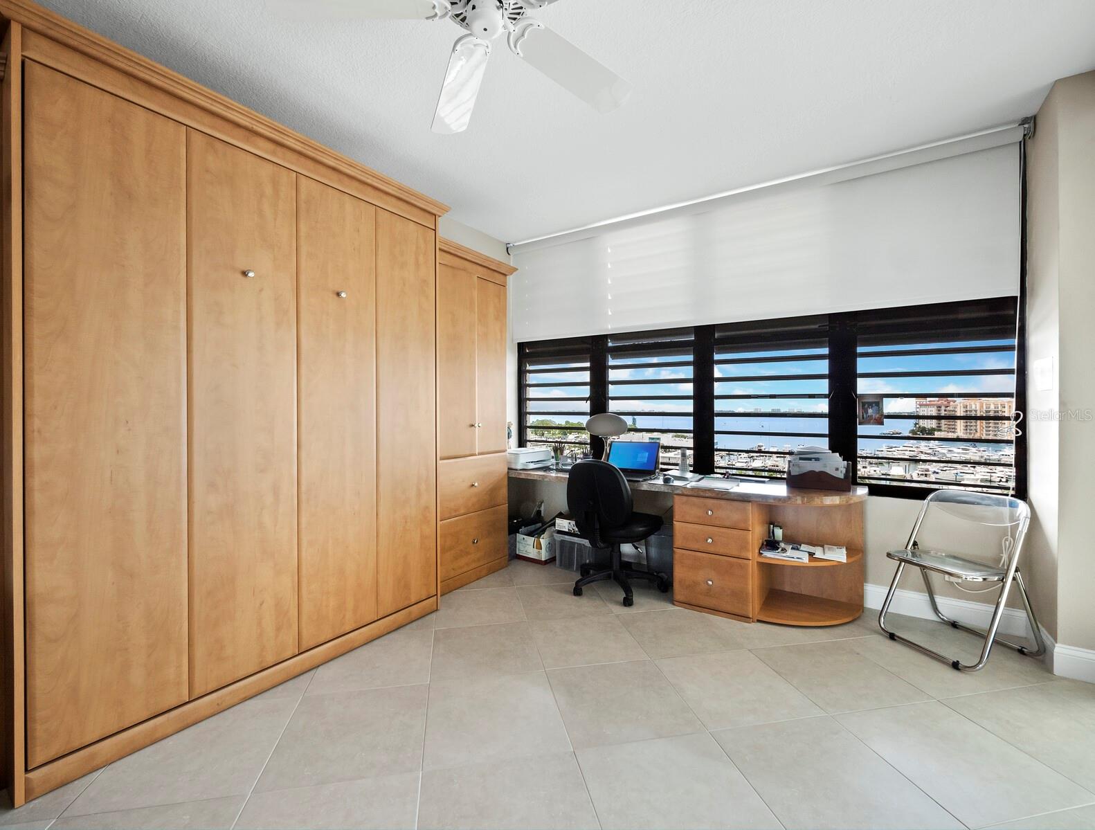 1255 N GULFSTREAM AVENUE Unit: 905