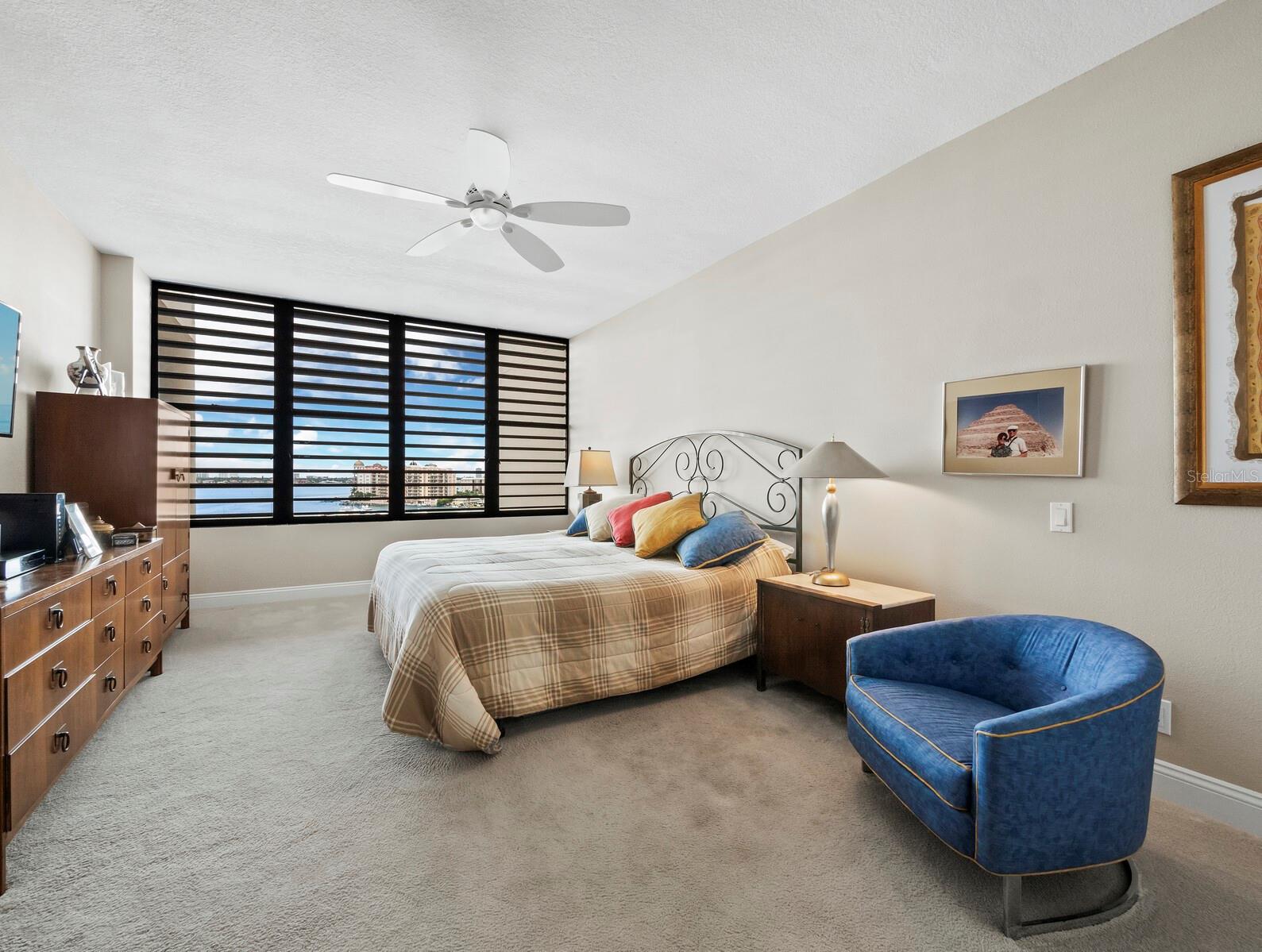 1255 N GULFSTREAM AVENUE Unit: 905