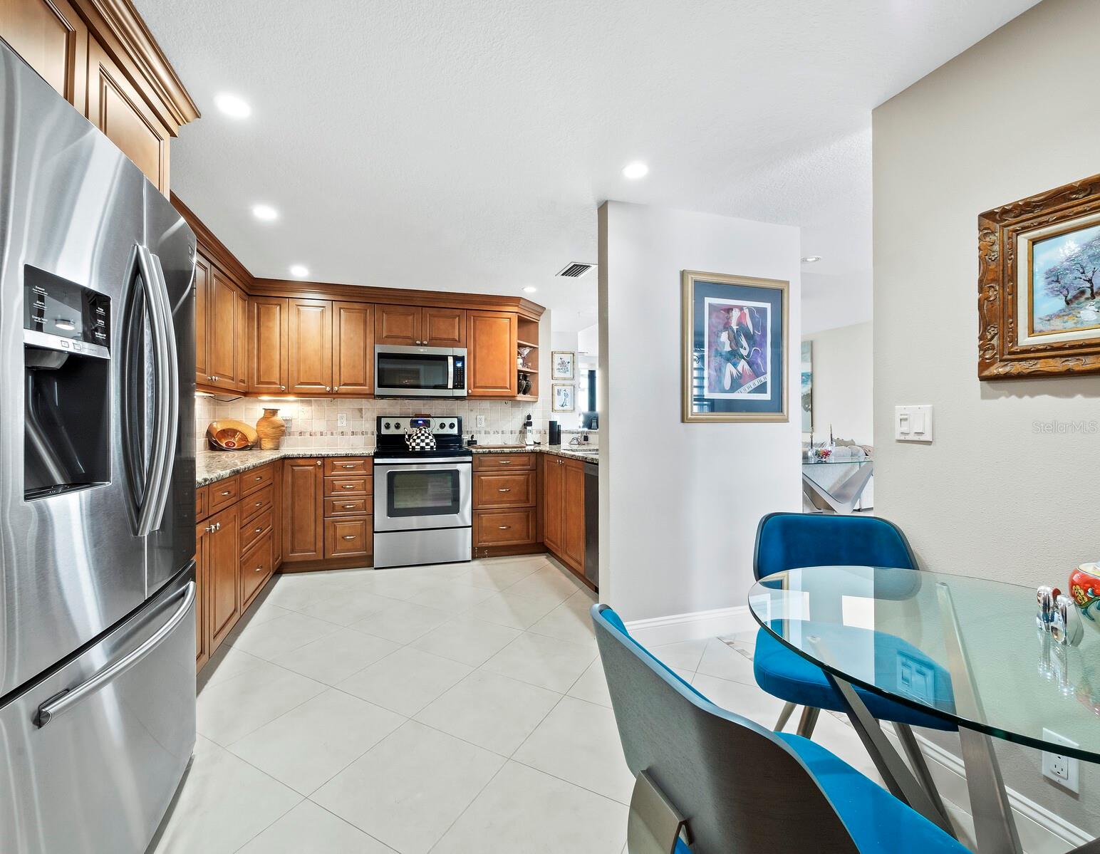 1255 N GULFSTREAM AVENUE Unit: 905