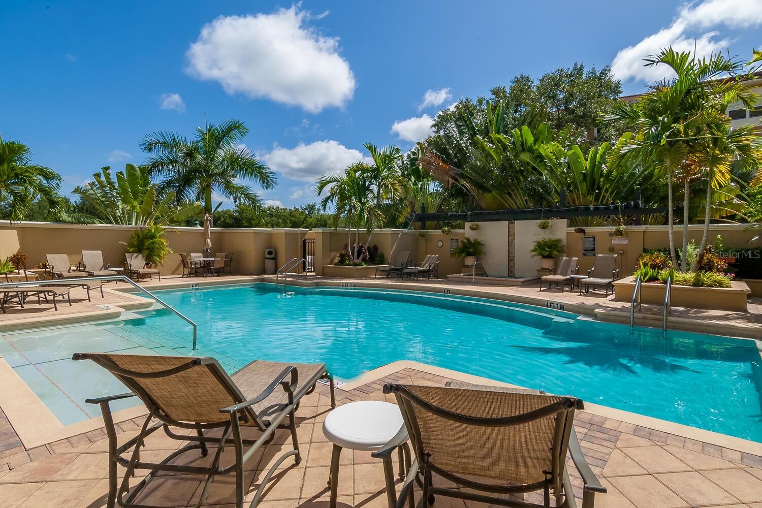 1064 N TAMIAMI TRAIL Unit: 1525