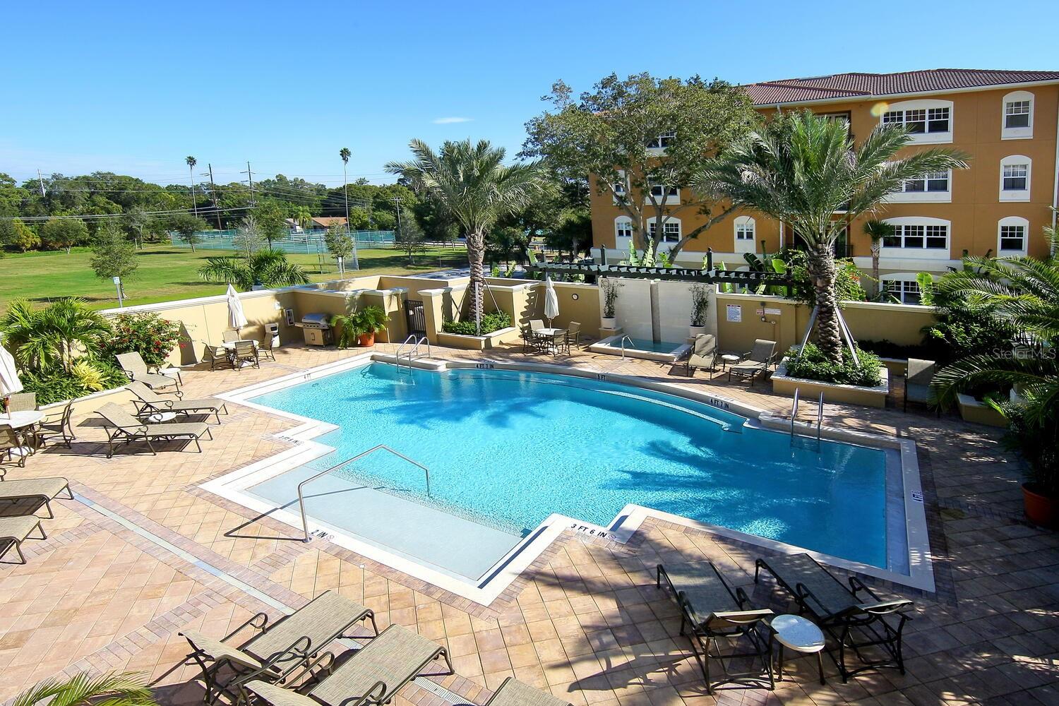1064 N TAMIAMI TRAIL Unit: 1525