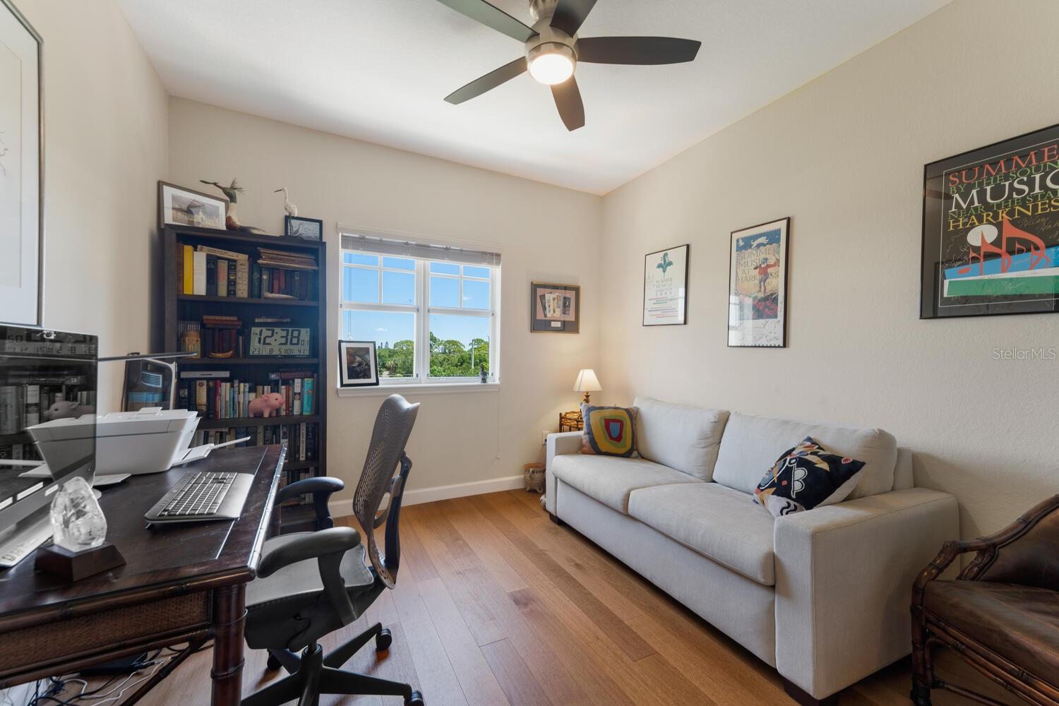 1064 N TAMIAMI TRAIL Unit: 1525