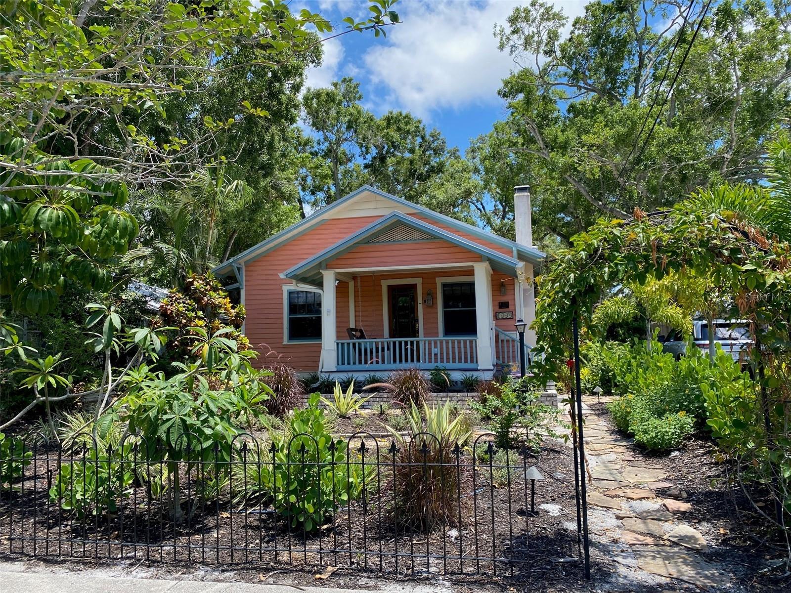 1660 7TH STREET
