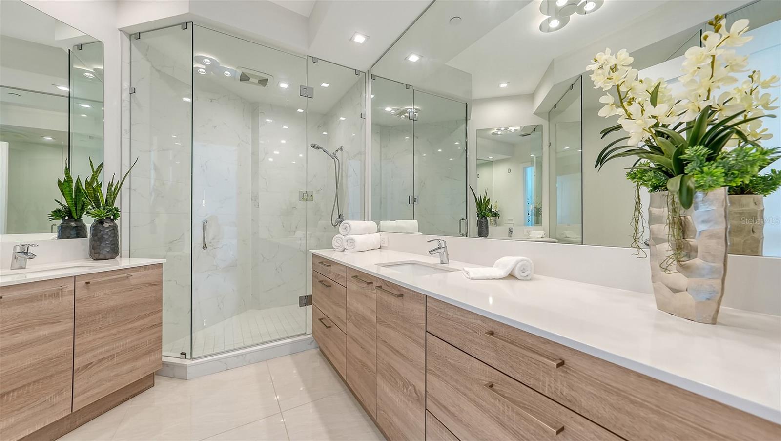 111 S PINEAPPLE AVENUE Unit: 507
