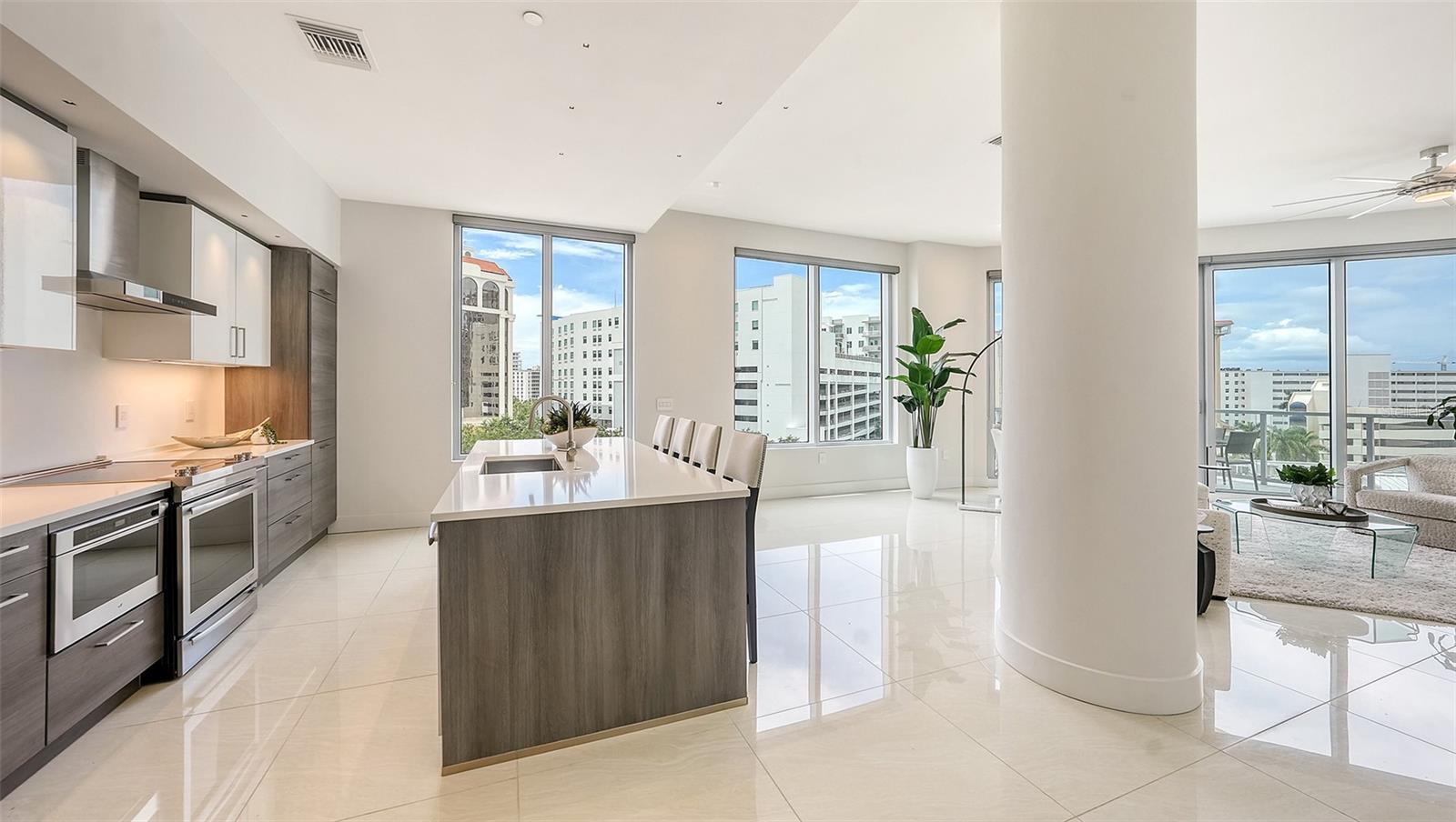 111 S PINEAPPLE AVENUE Unit: 507